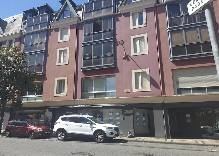 Agradable * Ταρμπ